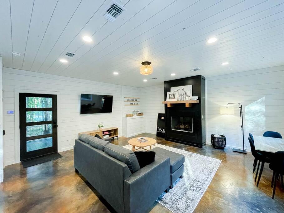 The Riser - Brand New Modern Cabin In Broken Bow Bagian luar foto