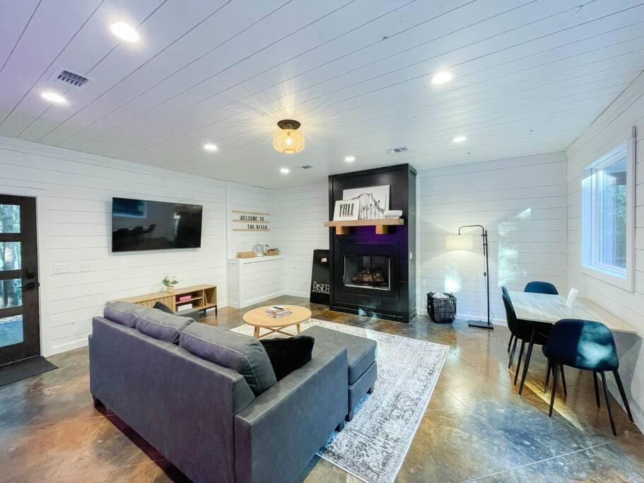 The Riser - Brand New Modern Cabin In Broken Bow Bagian luar foto