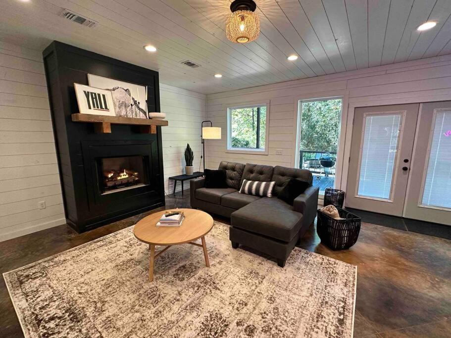 The Riser - Brand New Modern Cabin In Broken Bow Bagian luar foto