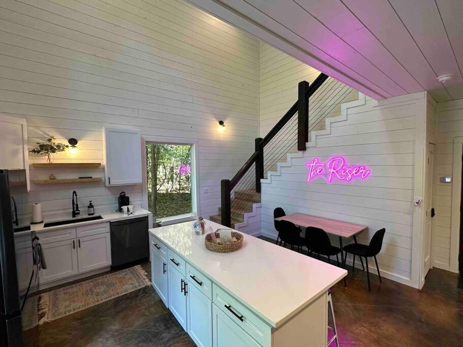 The Riser - Brand New Modern Cabin In Broken Bow Bagian luar foto